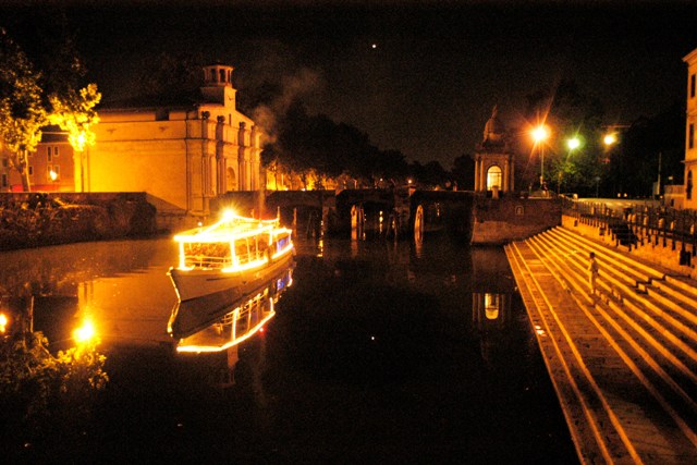 Motonave Padova Tour al Portello